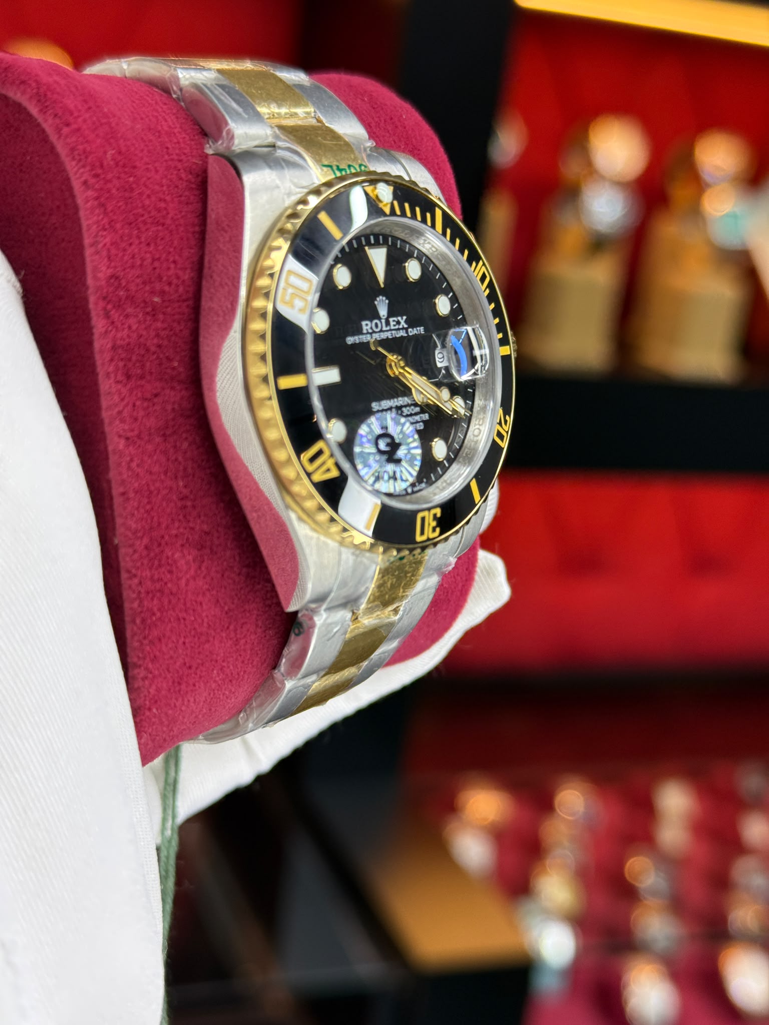 ROLEX SUBMARİNER görünüm 2
